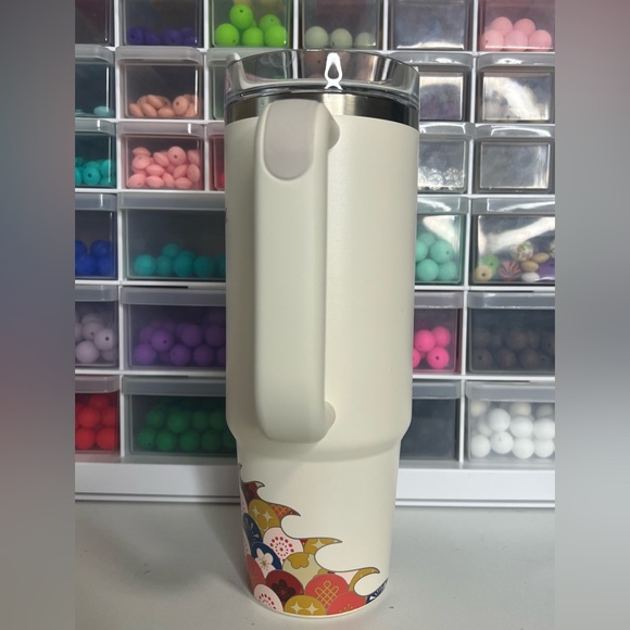 Stanley Lunar New Year 30 Oz NWOT - Picture 4 of 8